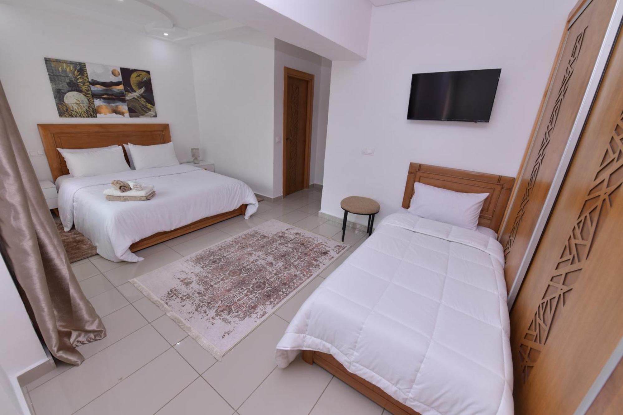 Cozy Duplex Wifi Parking Proximite Appartement